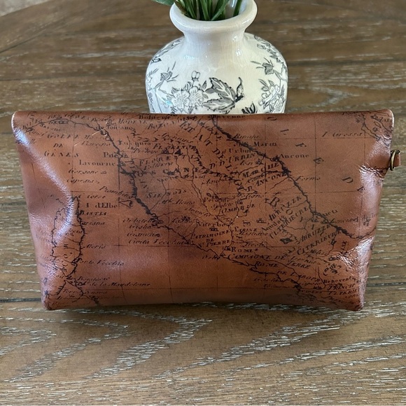 Patricia Nash Valerie Fold Over Clutch - Picture 2 of 10